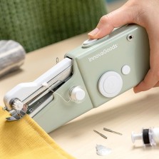 Máquina de costura de viagem