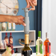 Bomba de vácuo e tampas para vinho