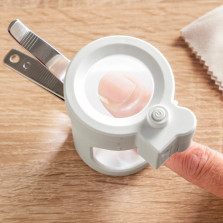 Corta unhas com luz led e lupa