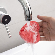 Coração para limpeza pincéis maquilhagem